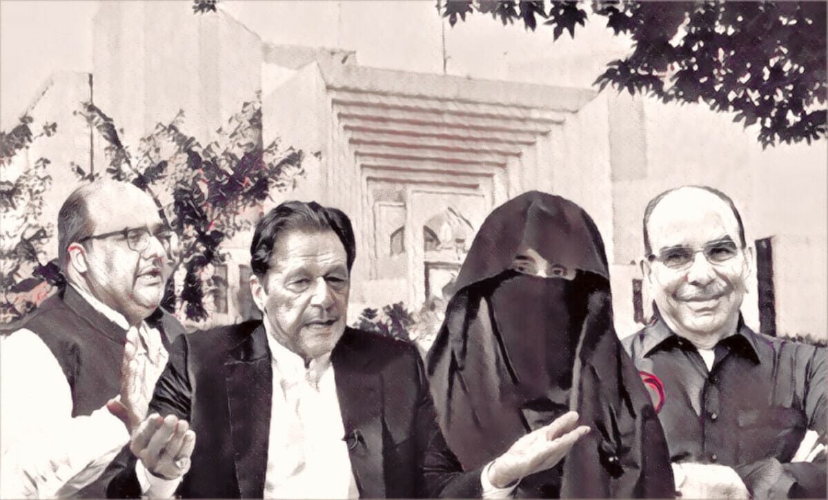 KJASDHFKDSJAH9834932874021 Shehzad akbar, Imran khan, bushra bibi and Malik Riaz in front of supreme court