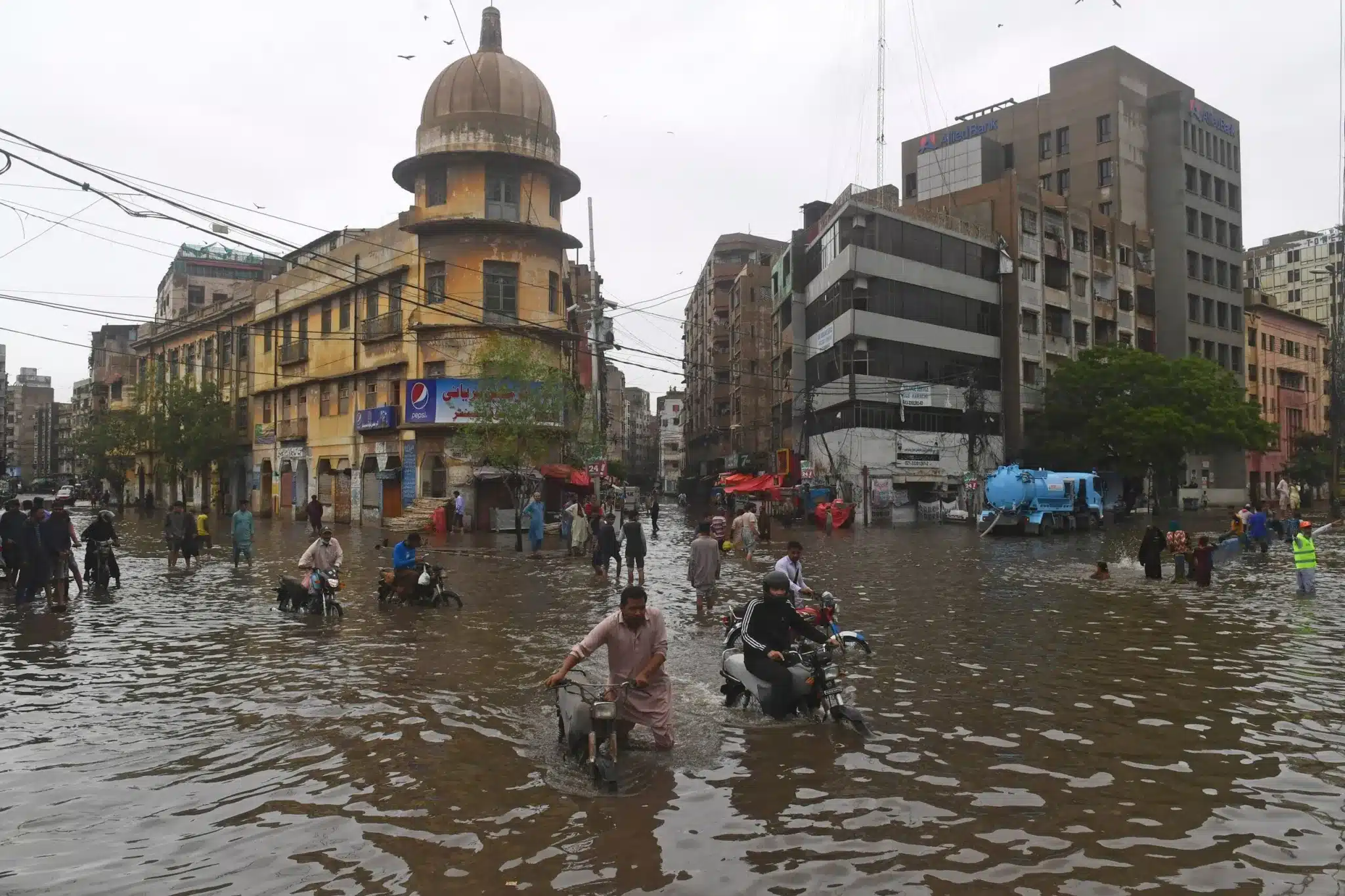 situation after rain Cityscape Submerged in Water