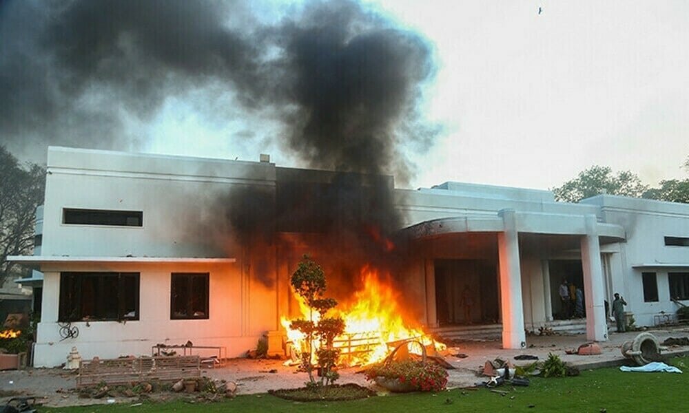 9th May Riots, Burnt Corp Commander House in Lahore