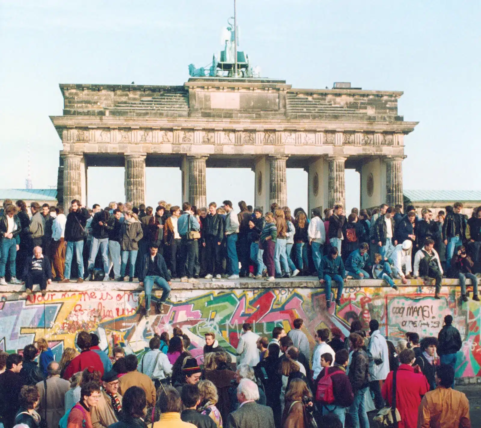 August 13, 1961: The Beginning of the Berlin Wall Construction The Wall of Berlin