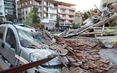 Magnitude 6.1 Earthquake Strikes Western Türkiye; One Fatality and Dozens Injured