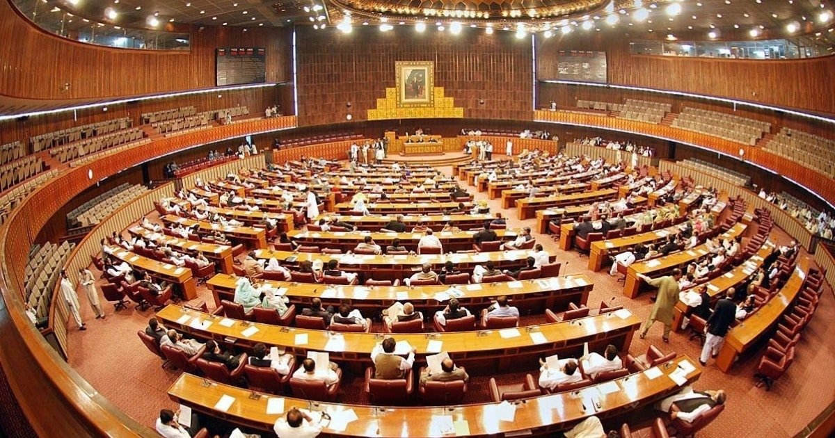 Senate Approves Anti-Terrorism Amendment Bill, Members Donate Salaries to Flood Relief Senate Approves Anti-Terrorism Amendment Bill, Members Donate Salaries to Flood Relief
