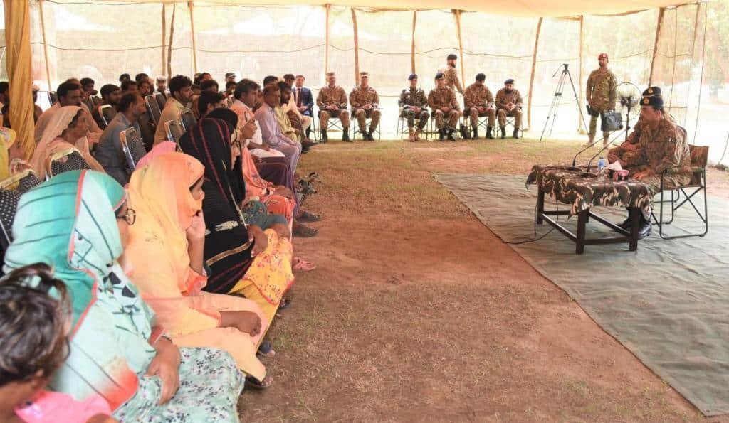 COAS Field Marshal Syed Asim Munir Reviews Flood Situation in Kasur and Multan COAS FM Syed Asim Munir Talking with the Flood Affectees, and listening to their problems