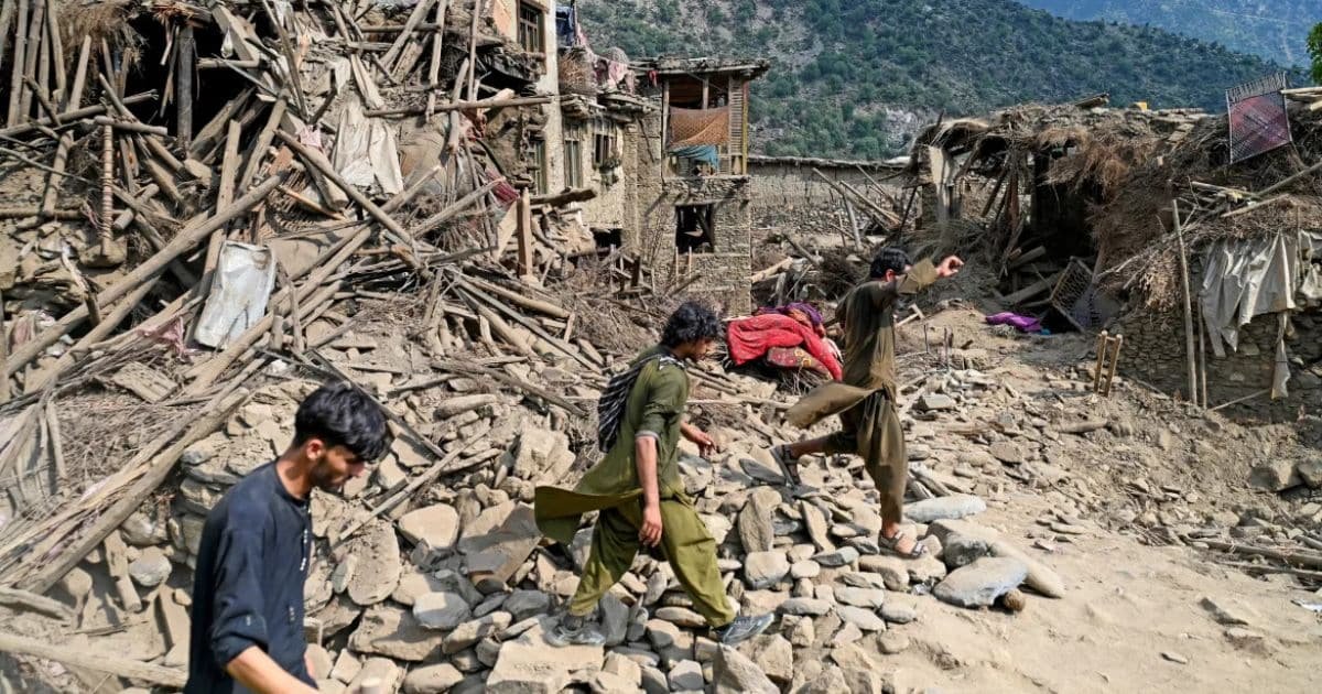 Disaster in the Mountains, Afghanistan Shallow Earthquake Kills over 800 People Disaster in the Mountains, Afghanistan Shallow Earthquake Kills over 800 People
