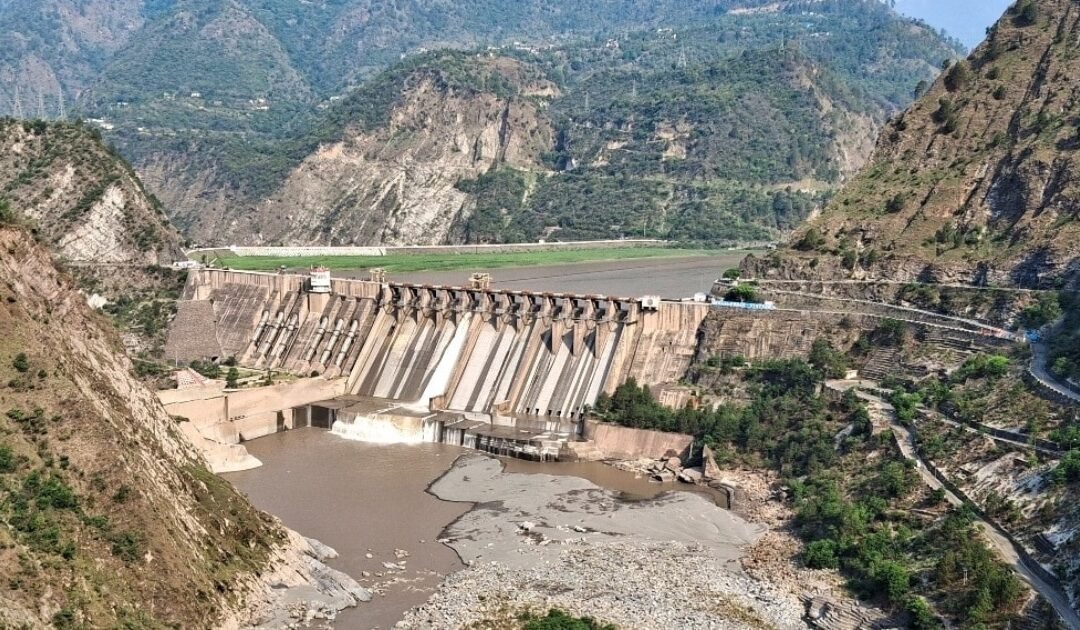Water Aggression: Pakistan Floods on Salal Dam Spill