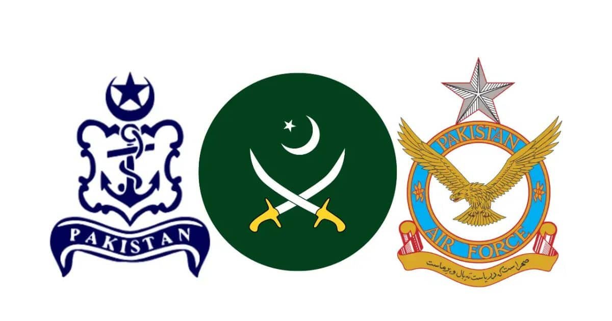 Pakistan Armed Forces Pay Homage to Martyrs and Ghazis on 60th Defence and Martyrs’ Day Pakistan Armed Forces Pay Homage to Martyrs and Ghazis on 60th Defence and Martyrs' Day