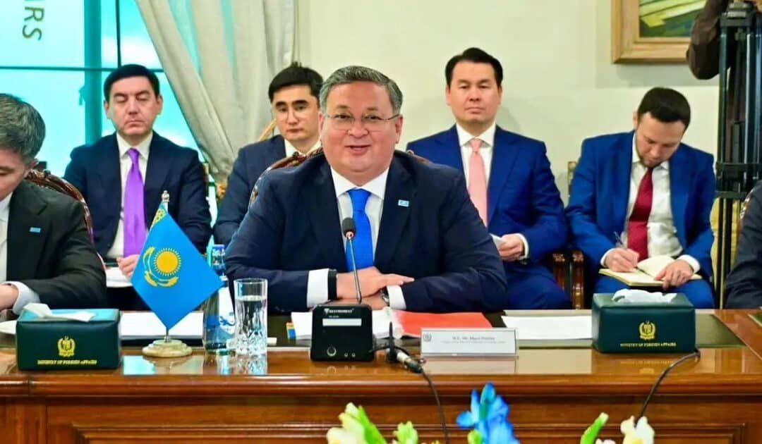 Pakistan, and Kazakhstan Strengthen Ties with Focus on Maritime Cooperation and Regional Connectivity
