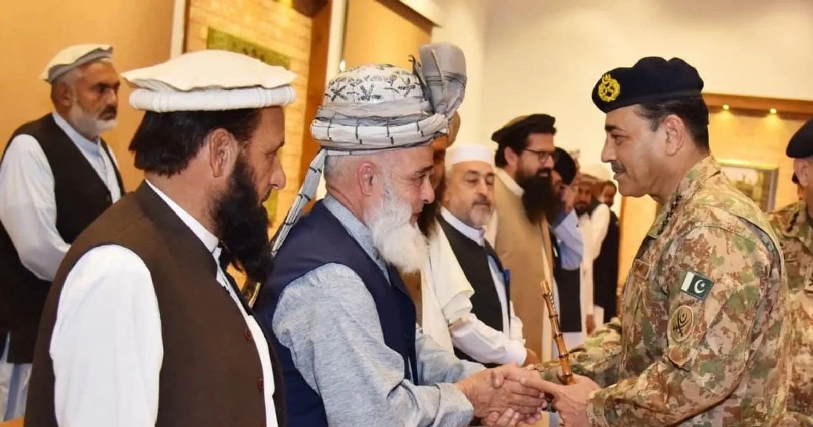 COAS Reaffirms Pakistan’s Resolve Against Cross-Border Terrorism; Meets Tribal Elders in Peshawar COAS Reaffirms Pakistan’s Resolve Against Cross-Border Terrorism; Meets Tribal Elders in Peshawar