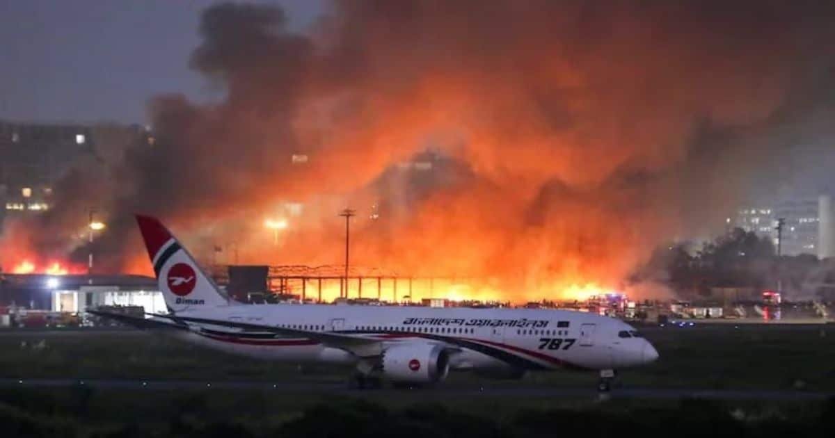 Fire at Dhaka Airport Cargo Complex Disrupts Bangladesh’s Garment Exports Fire at Dhaka Airport Cargo Complex Disrupts Bangladesh’s Garment Exports