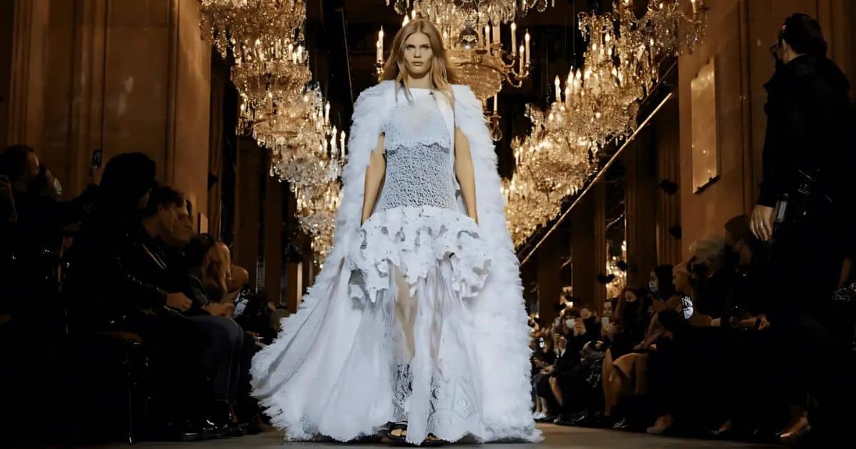 Paris Fashion Week 2025 Paris Fashion Week 2025