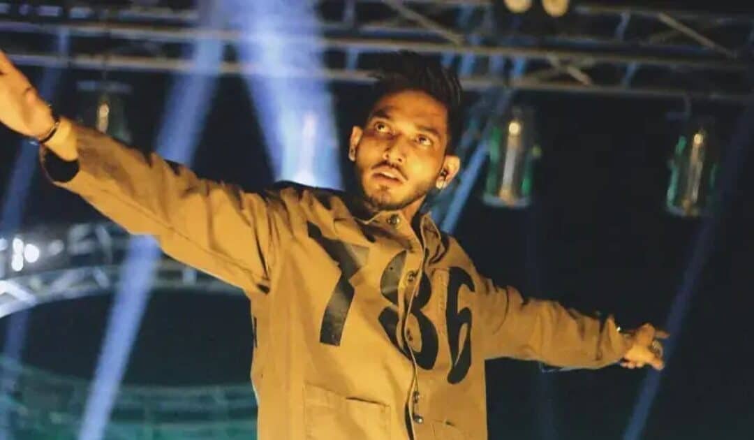 Talha Anjum Incident Sparks Debate on Society’s Disrespect for Artists