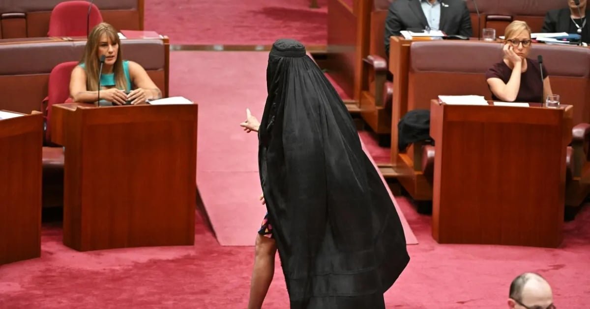 Australian Senator Suspended After Burqa Protest in Parliament Sparks National Outrage Australian Senator Suspended After Burqa Protest in Parliament Sparks National Outrage