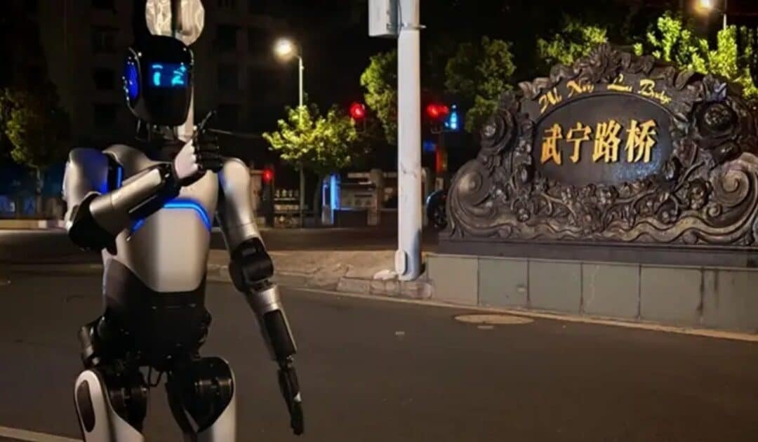Chinese Humanoid Robot Sets World Record with 106km Inter-City Walk