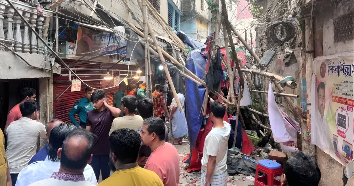 Deadly 5.5-Magnitude Earthquake Strikes Near Dhaka, Killing At Least Five Deadly 5.5-Magnitude Earthquake Strikes Near Dhaka, Killing At Least Five