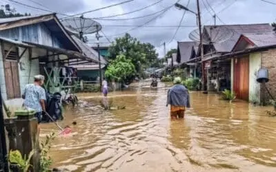 Floods in Indonesia’s Sibolga Claim Eight Lives, Displace Over 2,000 Residents