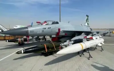 JF-17 Thunder Block-III Gains Global Attention at Dubai Airshow 2025, MoU Signed for Procurement