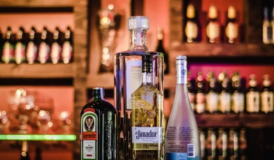 Saudi Arabia Plans New Regulated Liquor Stores to Attract Foreign Talent and Boost Tourism