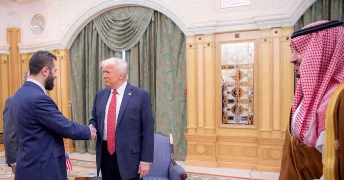 Trump Hosts Syrian President Sharaa at White House, Signaling Diplomatic Shift Trump Hosts Syrian President Sharaa at White House, Signaling Diplomatic Shift