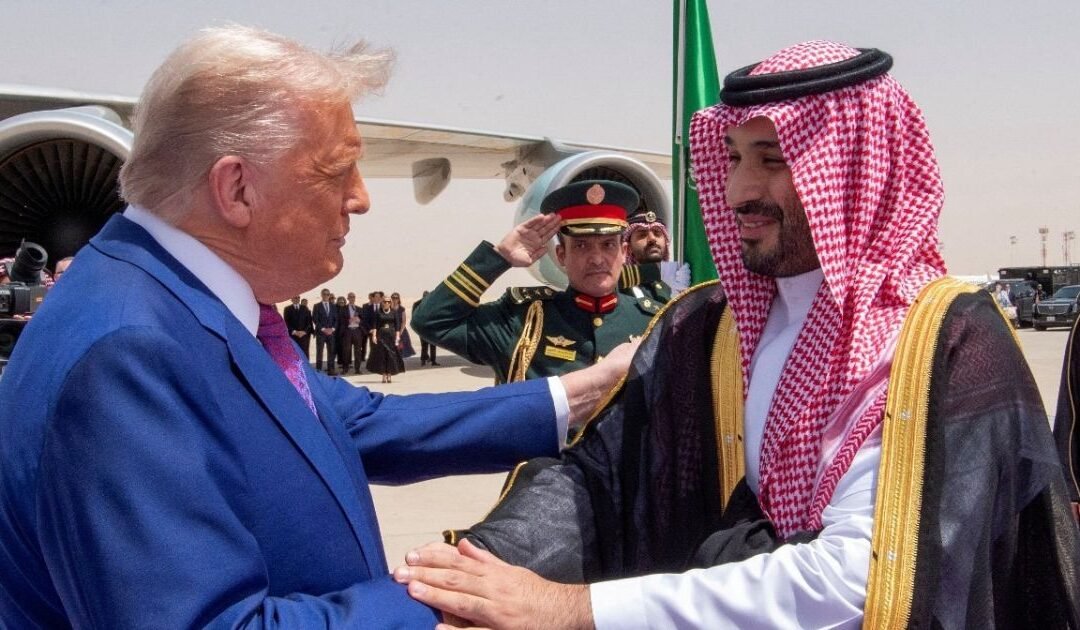 Trump Rolls Out Red Carpet for MBS, Pushing F-35 Sale and Israel Normalization