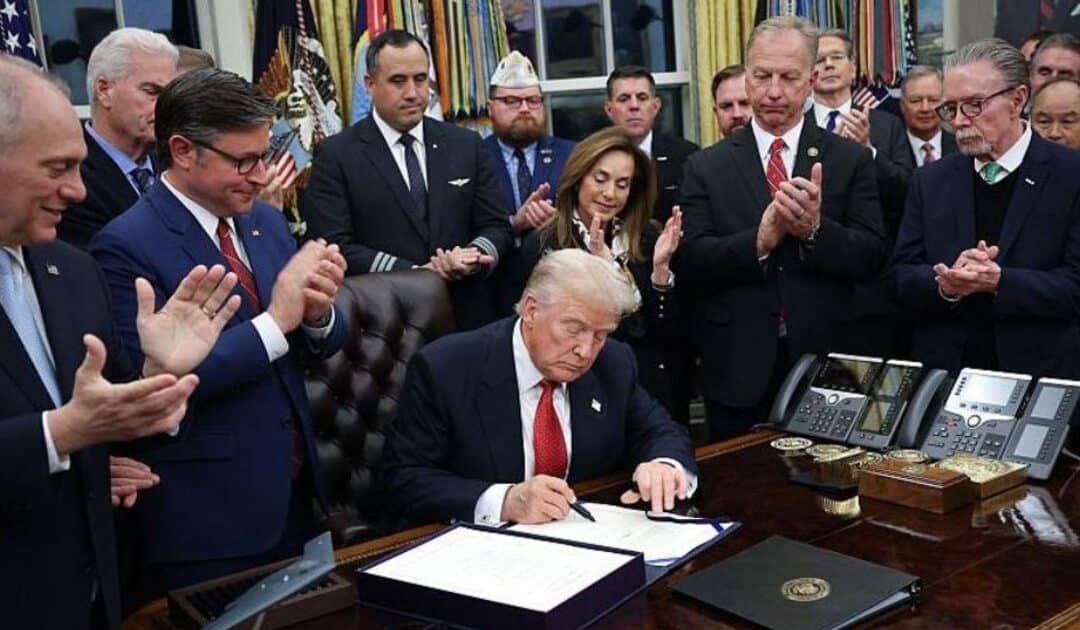 Trump Signs Spending Bill to End Record-Breaking U.S. Government Shutdown