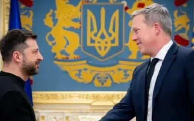 TODAYSTANCE US Pressures Ukraine on Peace Deal, Warning of Worse Future Terms