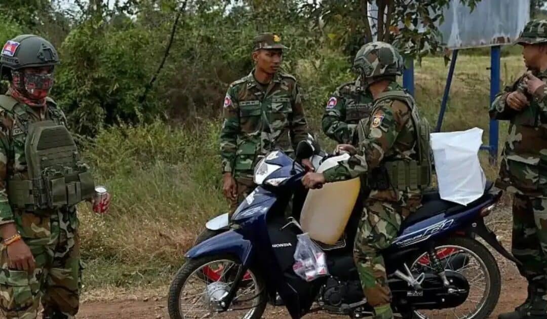 Ceasefire Collapse: Cambodia Shuts Thai Border as Fighting Escalates with Air Strikes