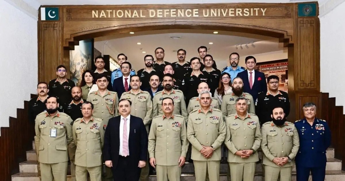 Field Marshal Asim Munir Warns of ‘Indirect and Ambiguous’ Threats During Visit to National Defence University Field Marshal Asim Munir Warns of ‘Indirect and Ambiguous’ Threats During Visit to National Defence University