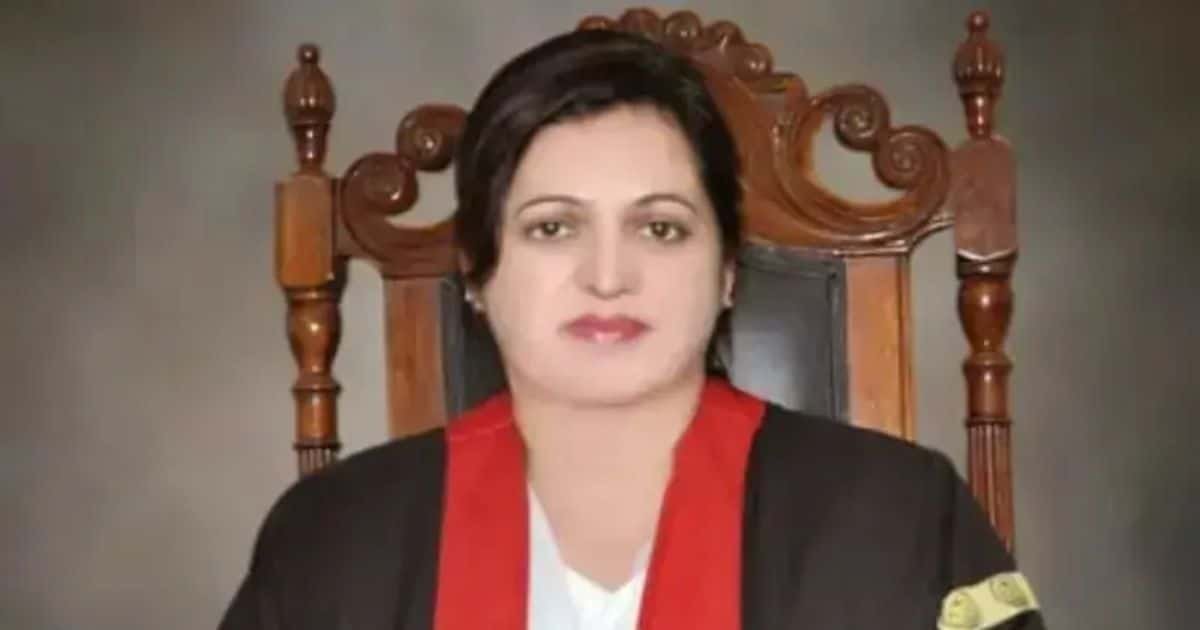 LHC Chief Justice Overturns DC-Led Property Decisions in 10 Punjab Districts LHC Chief Justice Overturns DC-Led Property Decisions in 10 Punjab Districts