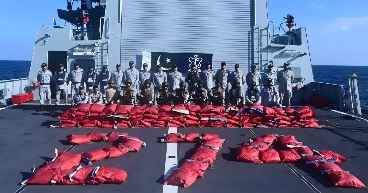 Pakistan Navy Seizes 1,500 KG Hashish Worth $3 Million in Arabian Sea Pakistan Navy Seizes 1,500 KG Hashish Worth $3 Million in Arabian Sea