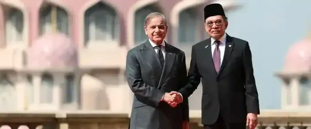 Prime Minister Shehbaz Sharif Expresses Solidarity with Malaysia Over Cyclone-Induced Floods