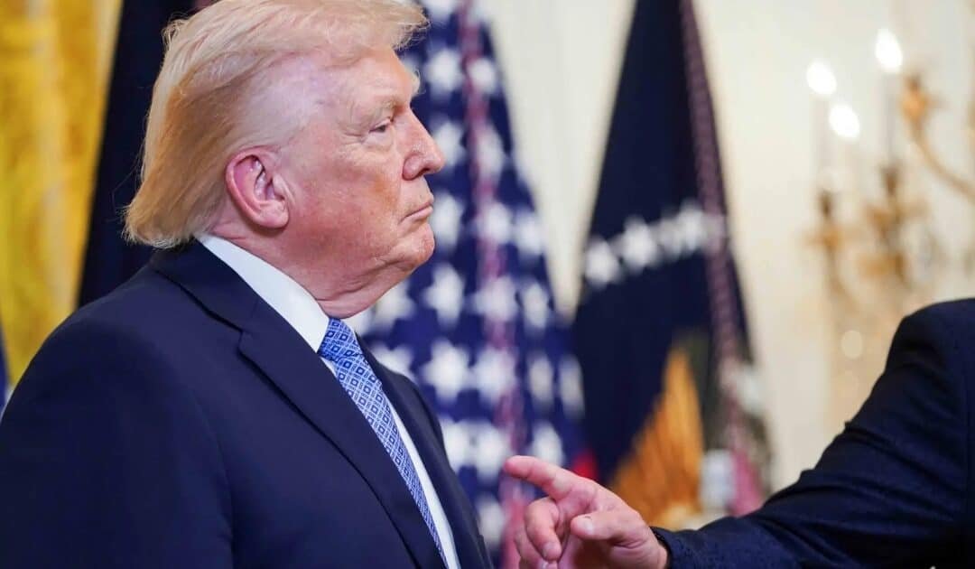 Trump Orders Blockade of Sanctioned Oil Tankers to Venezuela