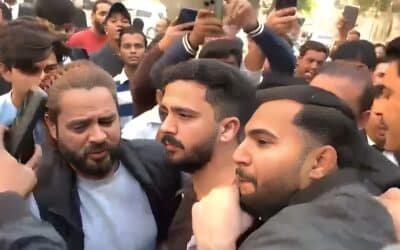 TODAYSTANCE YouTuber Rajab Butt Assaulted During Court Hearing in Karachi