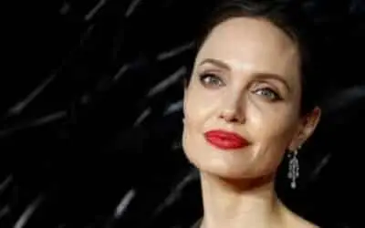 A Child’s Grief: Angelina Jolie Spotlights Tragedy in Iran Protests