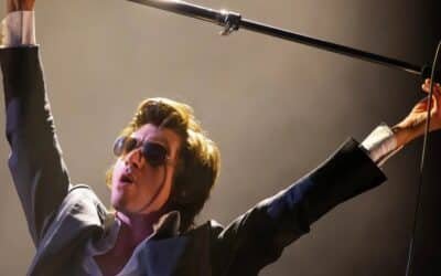 Arctic Monkeys release First new Song since 2022 to benefit War Child