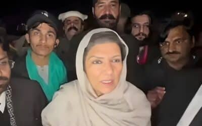 Imran Khan’s Sisters Abandon Jail Sit-In for Islamabad Protest