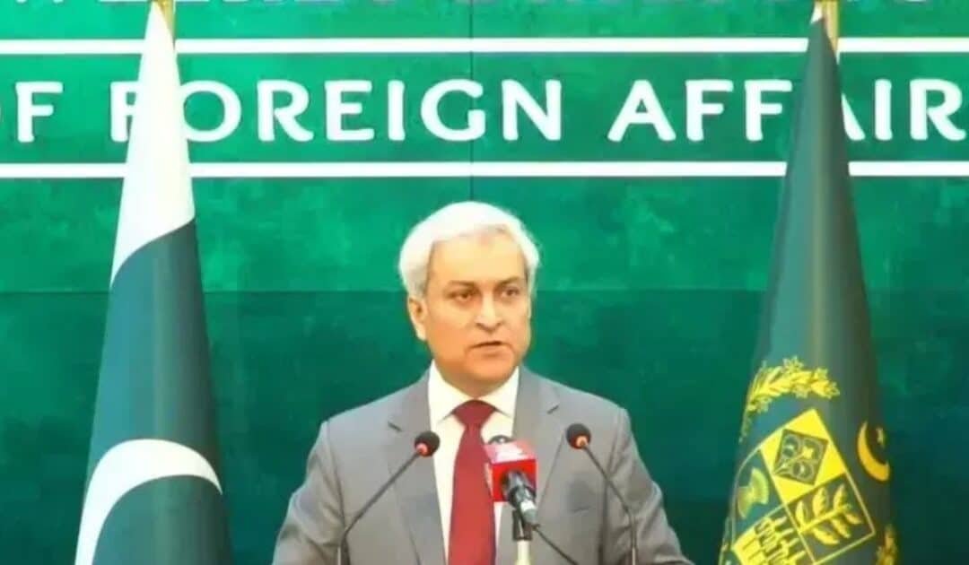 Pakistan Advocates for Gulf Diplomacy