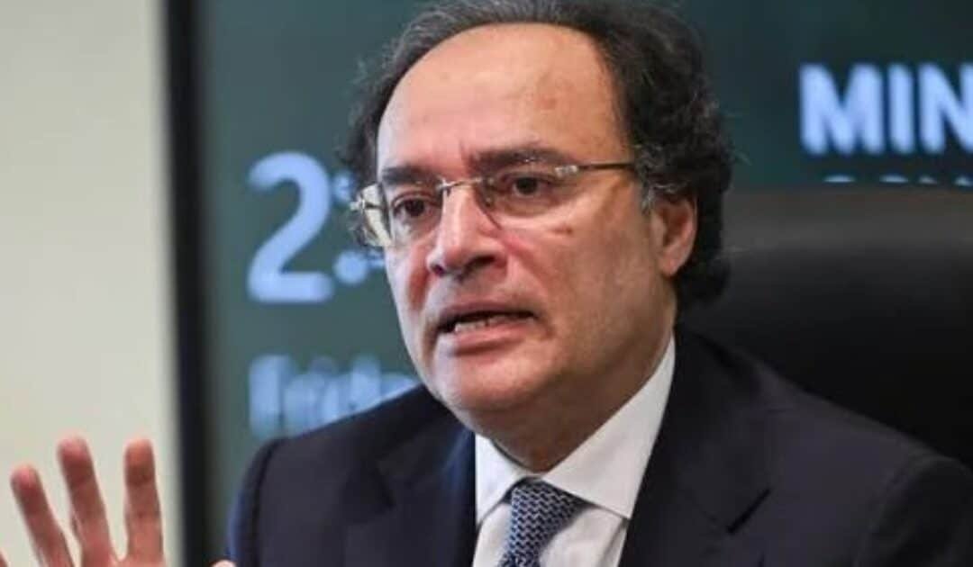 Pakistan Plans Return to Global Bond Market After Four-Year Gap