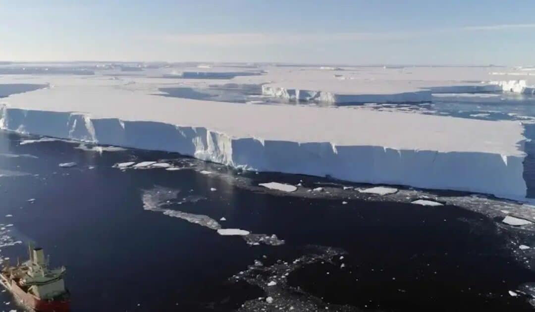 Thwaites Glacier Fracturing Faster Than It Melts, Threatening Massive Sea Level Rise