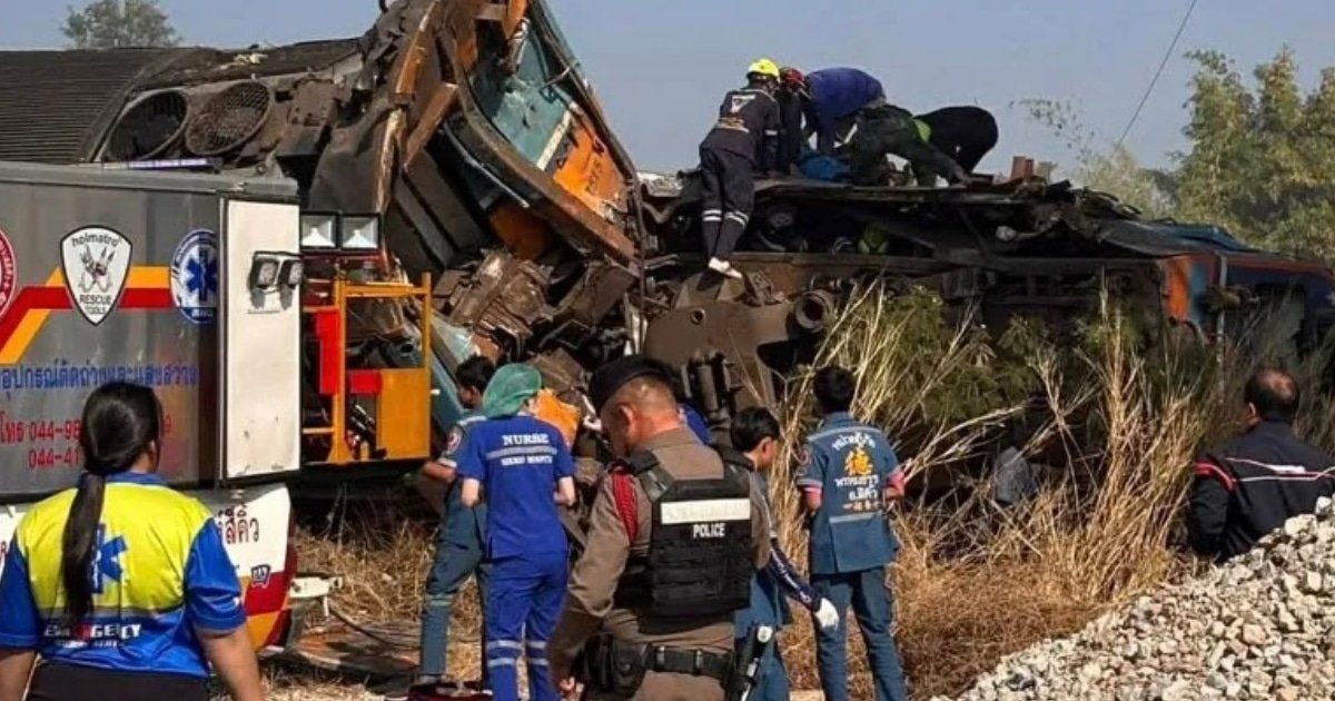Transport Ministry Orders Investigation into Crane Collapse in Nakhon Ratchasima Transport Ministry Orders Investigation into Crane Collapse in Nakhon Ratchasima