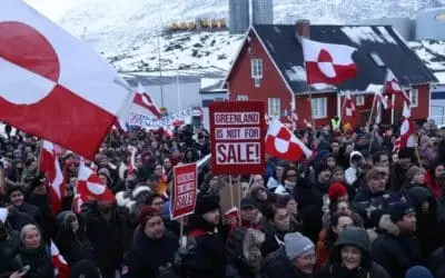 UK Warns of “Dangerous Spiral” Over Greenland Trade Dispute