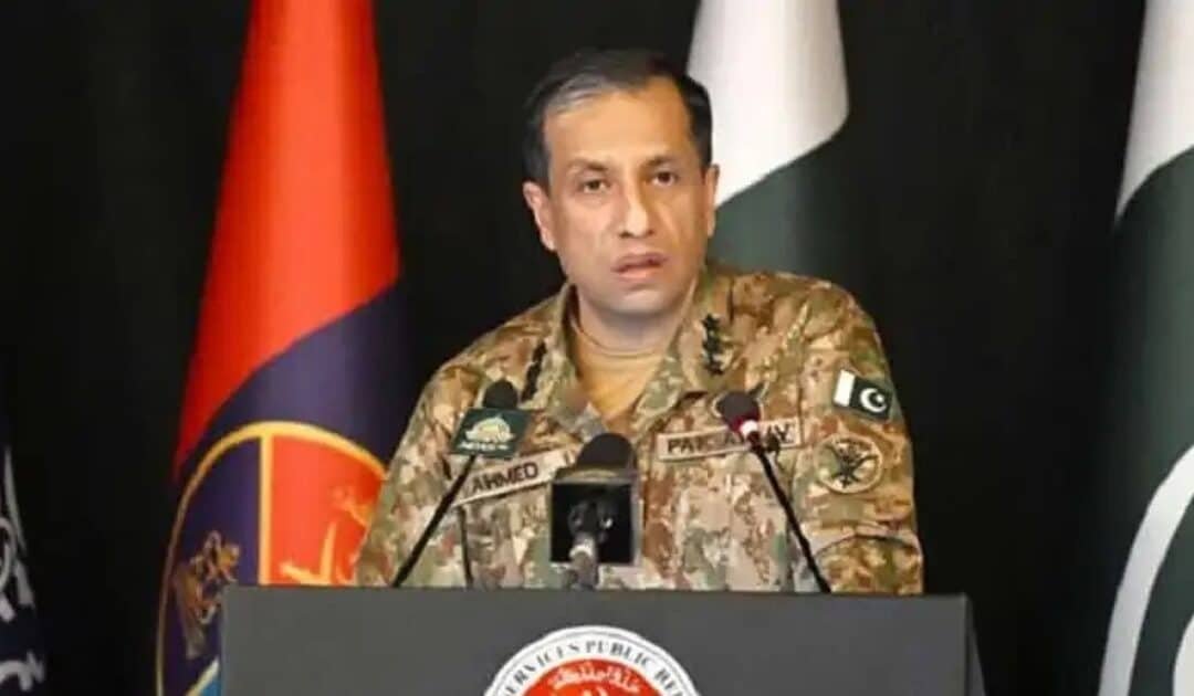 DG ISPR Tells Afghan Taliban to Choose Between Pakistan and Terrorists