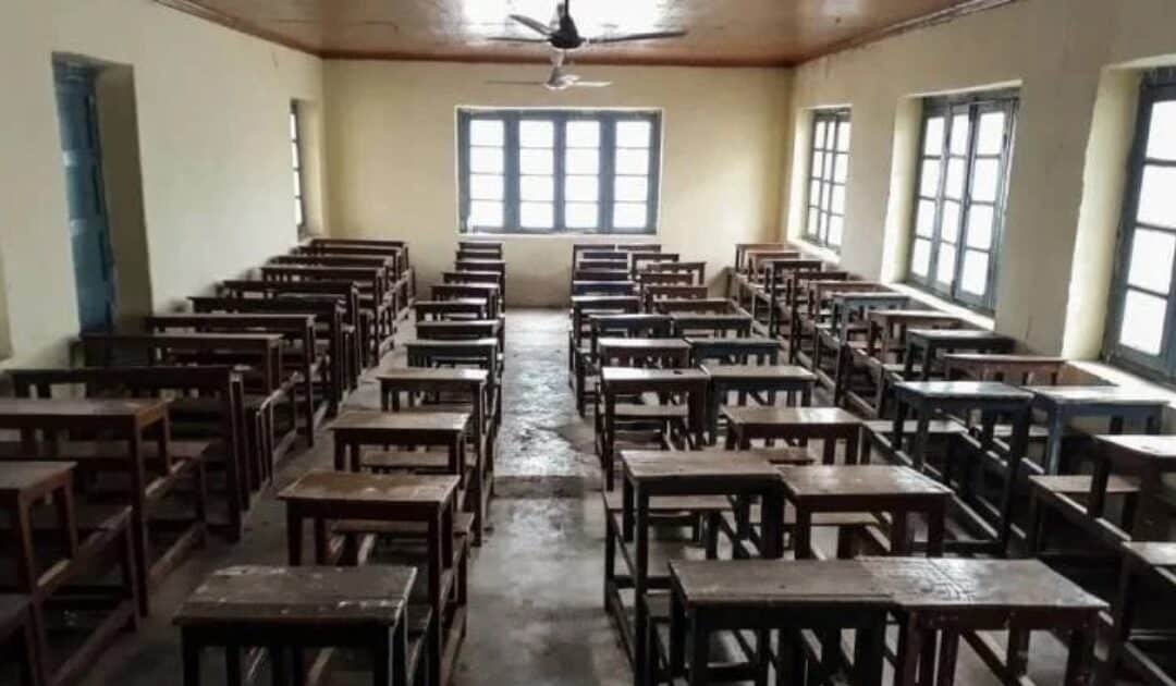 Lahore Shuts 133 Unsafe Government School Buildings