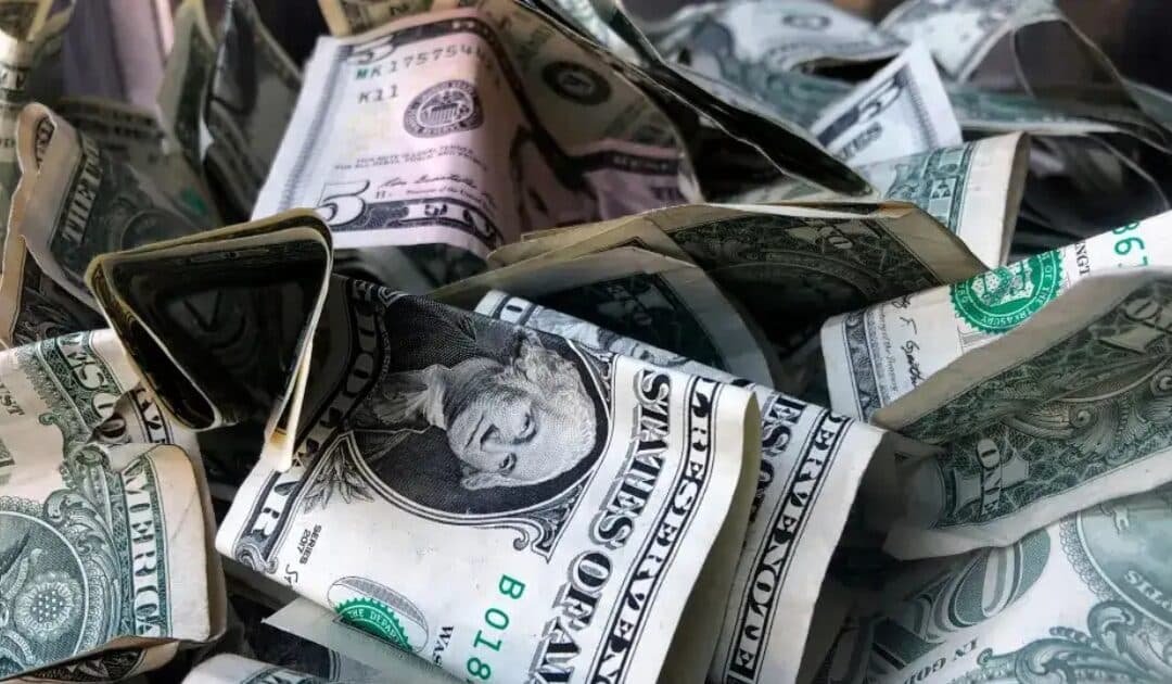 Pakistan Secures Debt Relief as UAE Rolls Over $2 Billion Loan