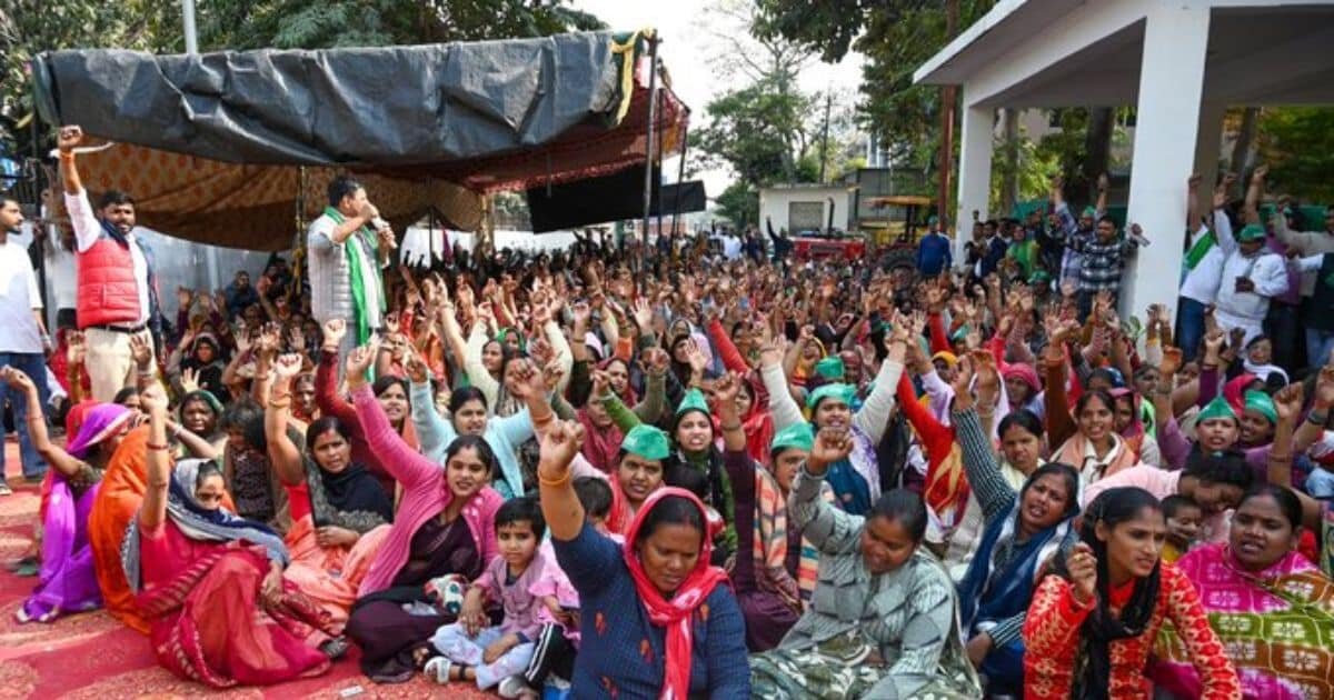 Protests Erupt Across India Farmers Denounce U.S. Trade Pact as a ‘Sell-Out’ Protests Erupt Across India Farmers Denounce U.S. Trade Pact as a ‘Sell-Out’