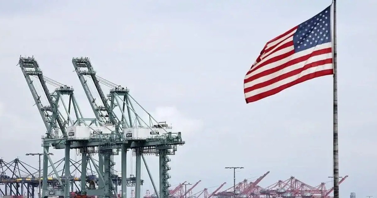 Trump Implements 10% Global Tariff Despite Higher Pledges Trump Implements 10% Global Tariff Despite Higher Pledges