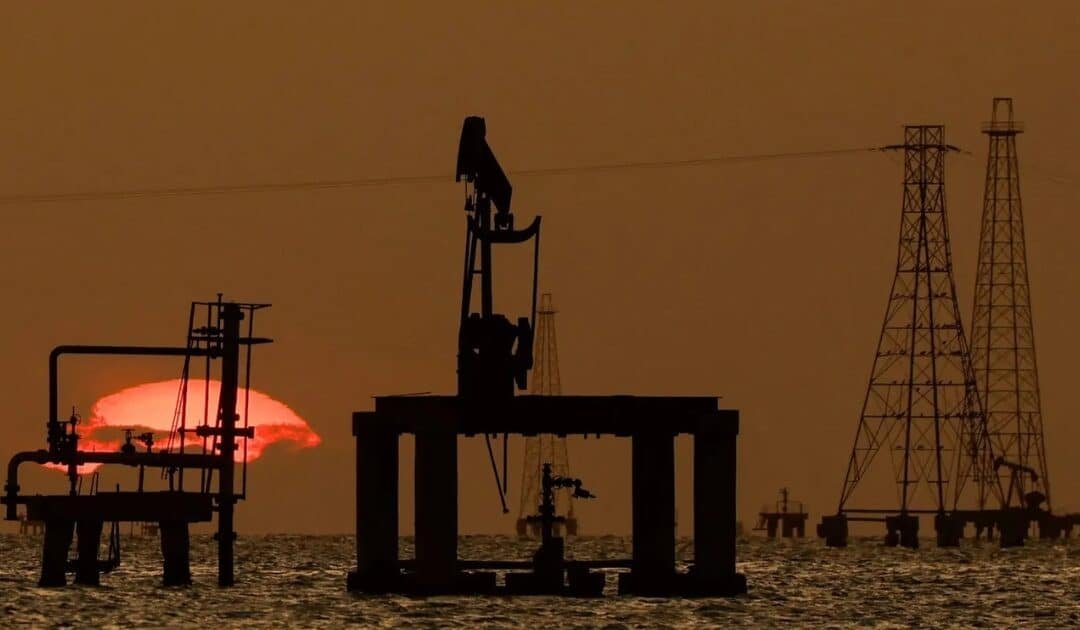 U.S. and India in Talks Over Venezuelan Oil Supply Amid Trade Deal Push