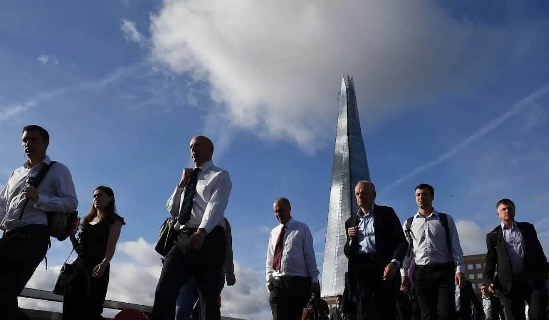 UK Job Market Cools: Unemployment Hits 5-Year High as Youth Bear the Brunt