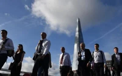 UK Job Market Cools: Unemployment Hits 5-Year High as Youth Bear the Brunt