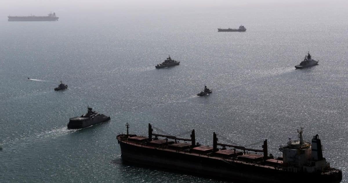 US Pulls Troops as Iran Tensions Rise, Nuclear Talks Hang in Balance US Pulls Troops as Iran Tensions Rise, Nuclear Talks Hang in Balance