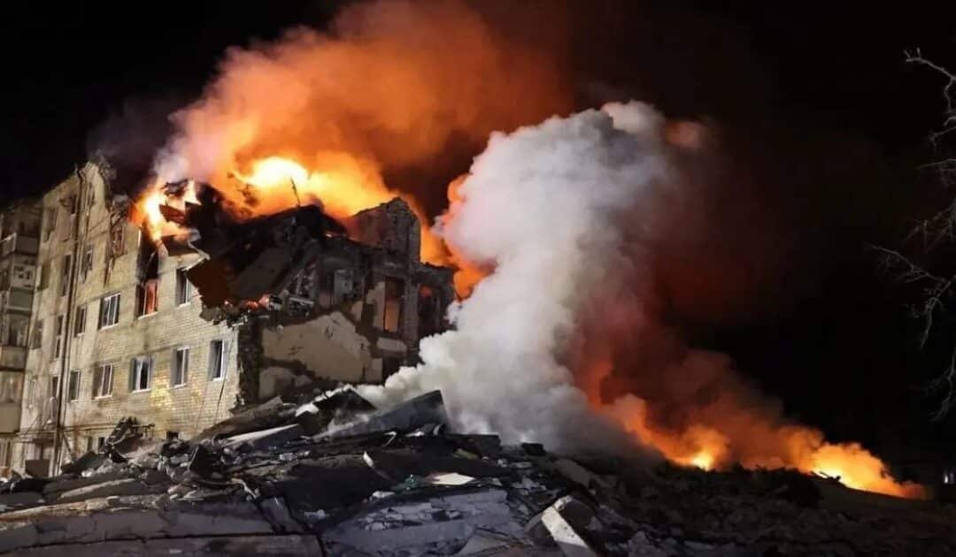 11 Dead, as New Russian “Izdeliye-30” Missile Obliterates Kharkiv Apartment Block
